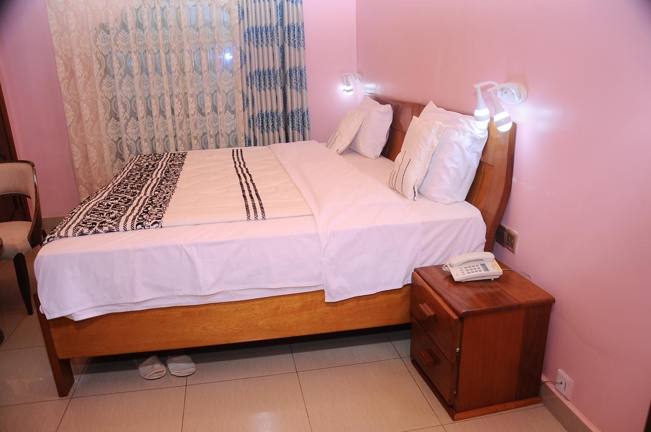 Modern Villa Hotel Kigali Zewnętrze zdjęcie